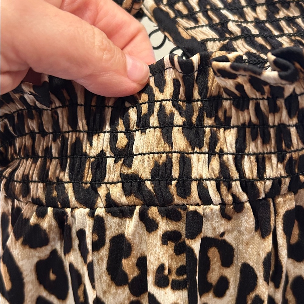H&M Leopard Print Blouse - Picture 3 of 5
